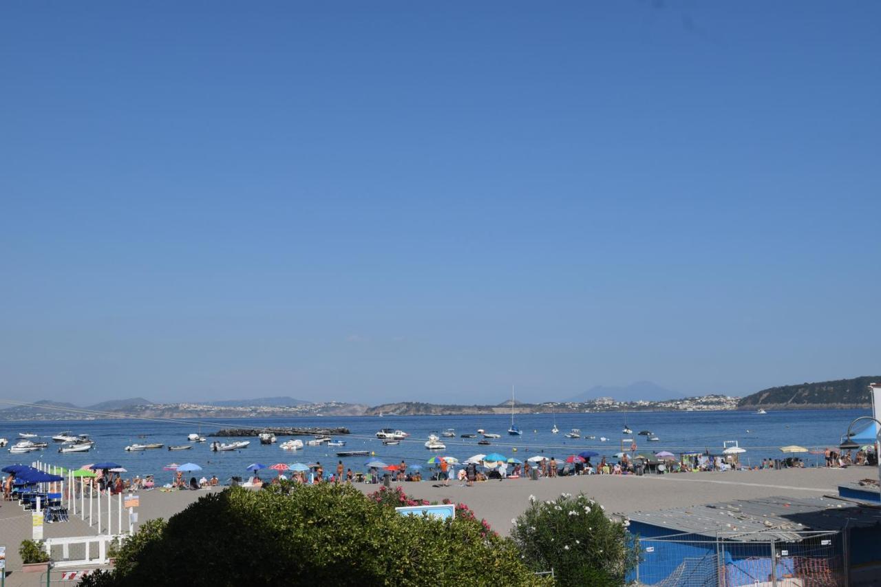 Bed and Breakfast La Finestra Sul Mare Isquia Exterior foto