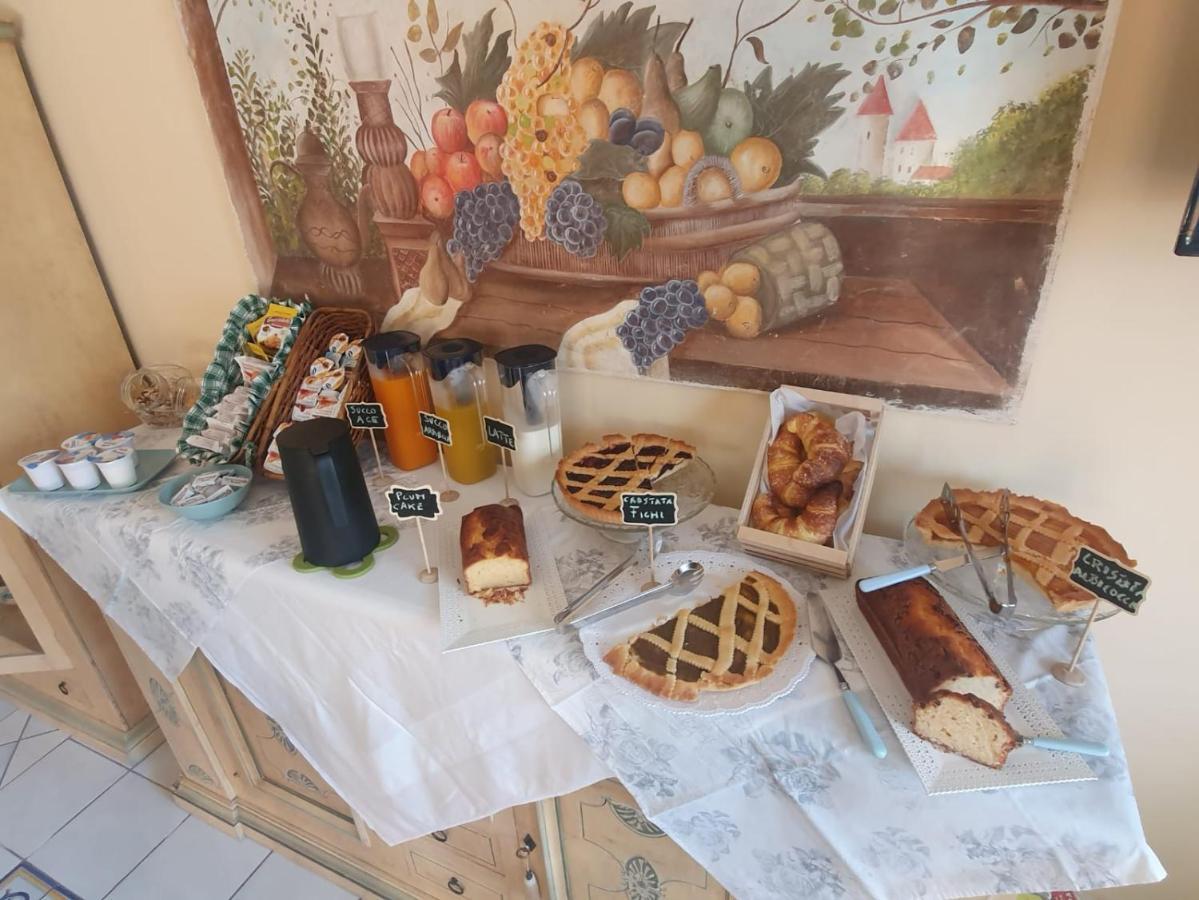 Bed and Breakfast La Finestra Sul Mare Isquia Exterior foto