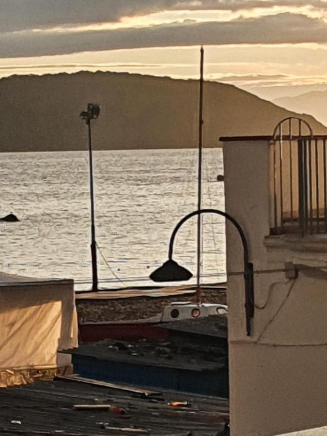 Bed and Breakfast La Finestra Sul Mare Isquia Exterior foto