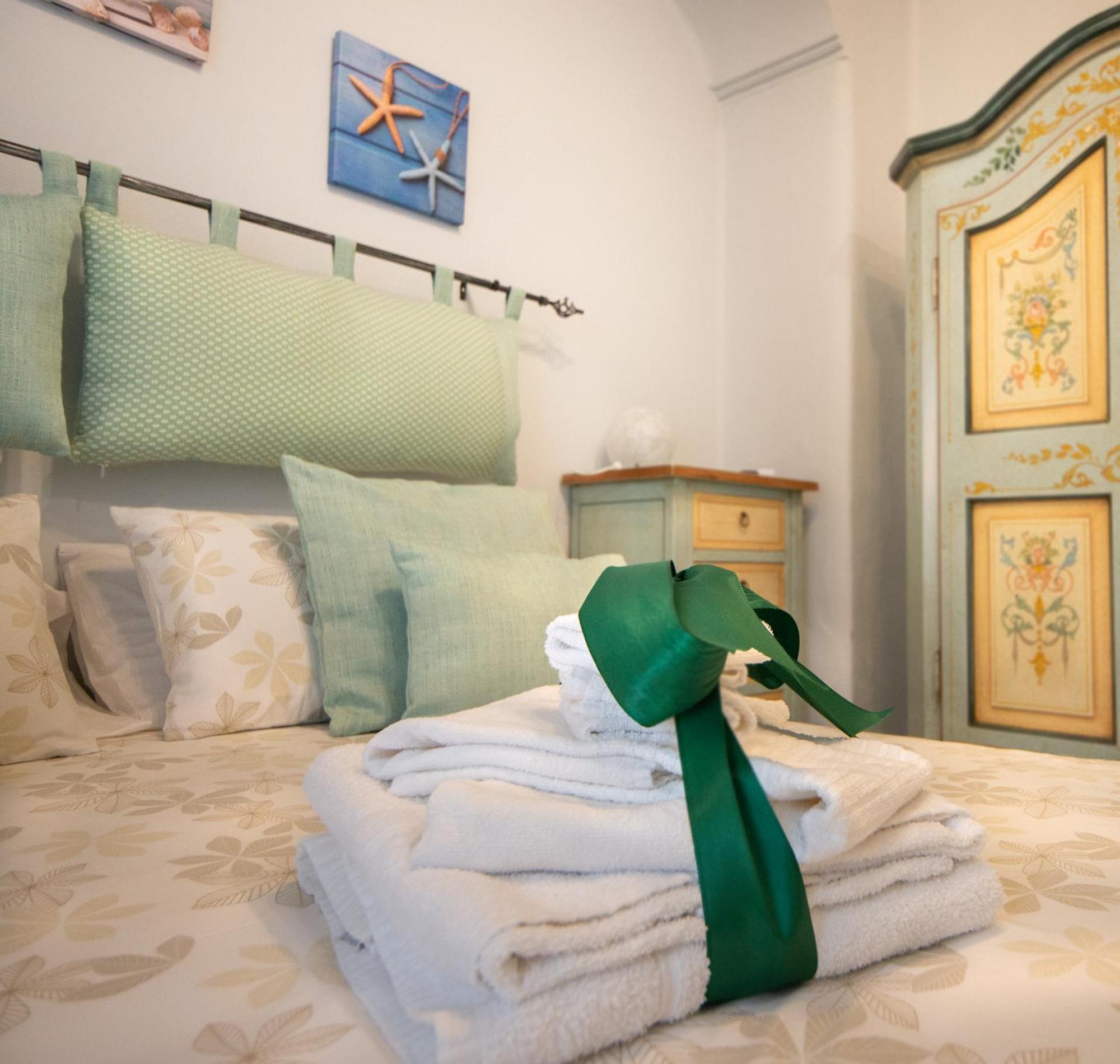 Bed and Breakfast La Finestra Sul Mare Isquia Exterior foto